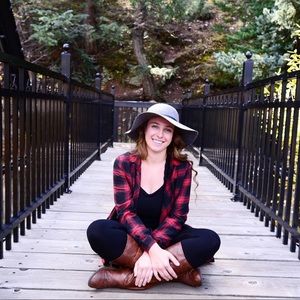 Meet your Posher, Rachel